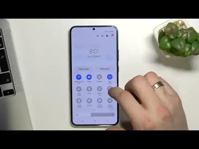 Video thumbnail for How to Set Up Nearby Share on SAMSUNG Galaxy S22+