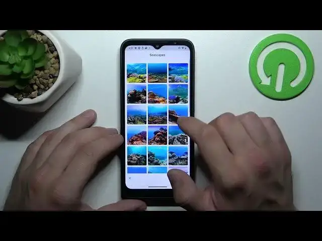Video thumbnail for How to Find and Manage Display Settings on MOTOROLA Defy