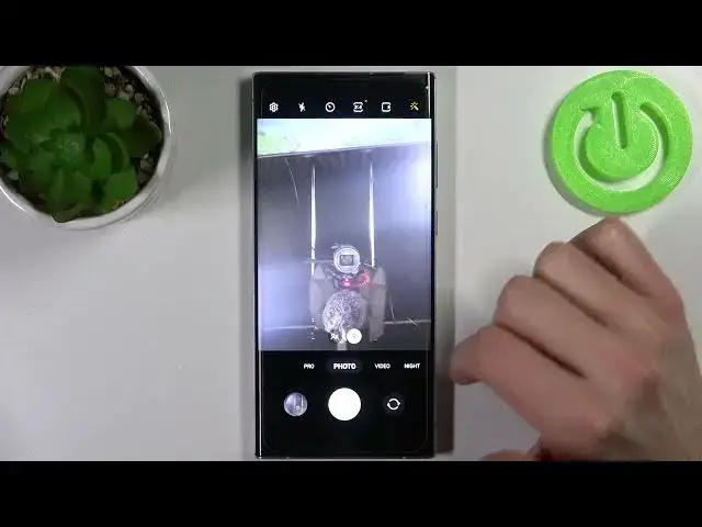 Video thumbnail for How to Turn Off Camera Mirroring in SAMSUNG Galaxy S22 Ultra – Reflection Feature