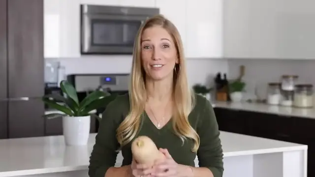 'Video thumbnail for BUTTERNUT SQUASH _ how to peel _ cut roasted butternut squash (2 ways_)(720P_HD)'