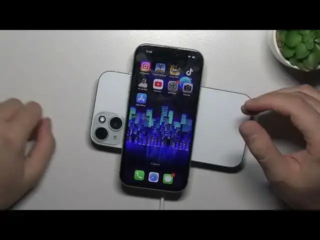 'Video thumbnail for Does iPhone 15 Plus Support Reverse Wireless Charging – Charge Device Wirelessly'