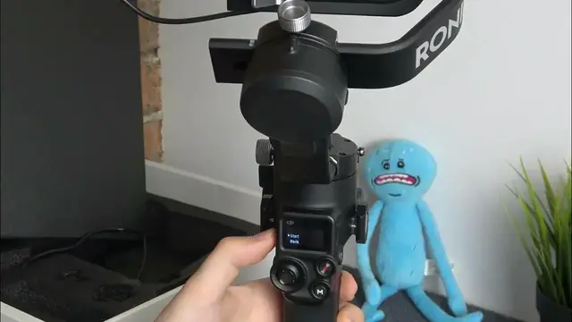 Video thumbnail for How to Run a Gimbal Auto Check on DJI RSC 2