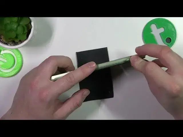 'Video thumbnail for Does the Samsung Galaxy A14 support micro SD Memory Cards?'