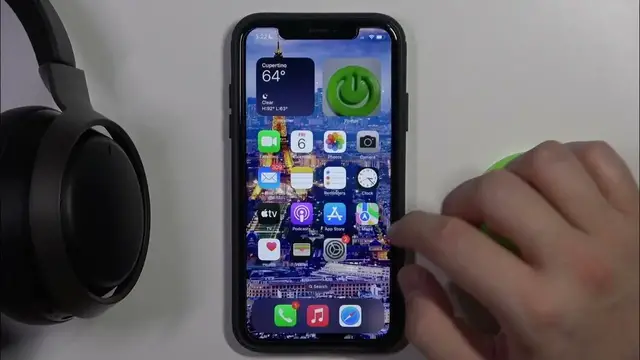 Video thumbnail for How to Pair Philips Fidelio L3 with iPhone?