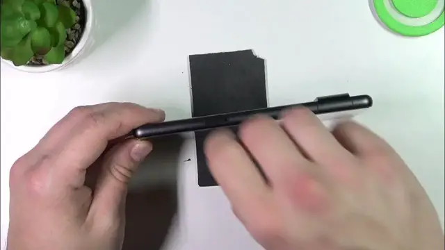 Video thumbnail for Does Google Pixel 7 Have SD Card Slot ?