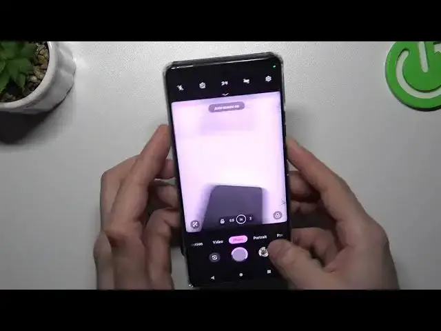 'Video thumbnail for How to Take Live Motion Photo on Motorola Edge X40?'