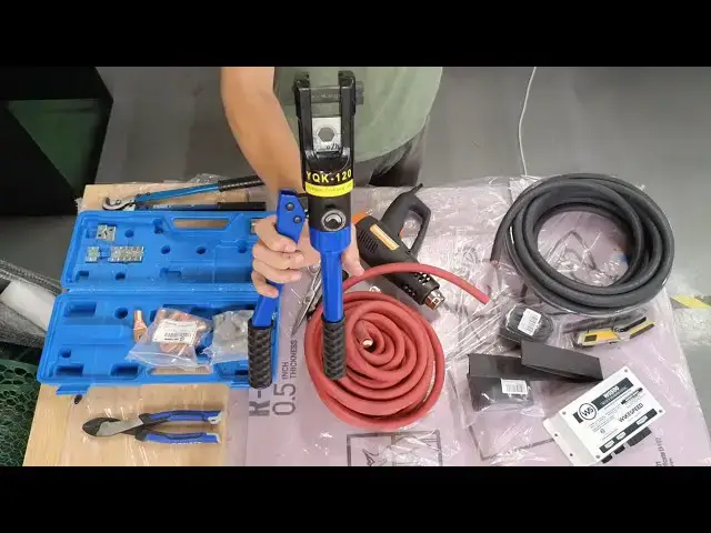 'Video thumbnail for Crimping 4/0 Copper Cable for 2nd alternator in a campervan converstion | VBHQ Live!'