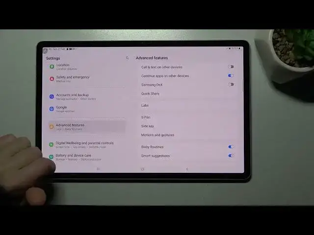 'Video thumbnail for How to Activate Quick Launch on SAMSUNG Galaxy Tab S8+ - Double Tap Power Key or Volume Key'