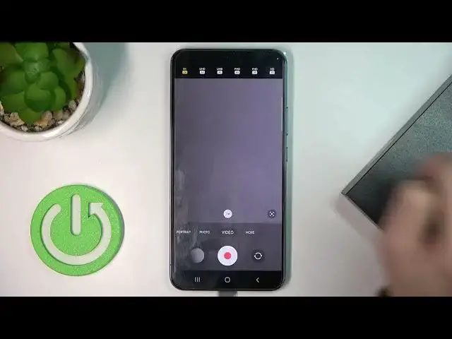 'Video thumbnail for How to Video Resolution on SAMSUNG Galaxy S22+ - Adjust Video Revolution'
