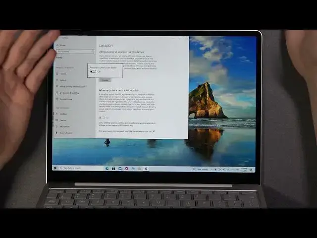 Video thumbnail for How to Allow Access to Location on MICROSOFT Surface Laptop Go - Turn On / Off Location
