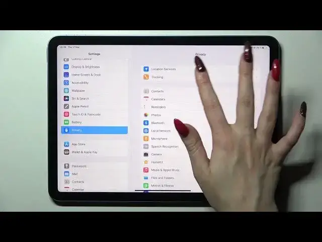 Video thumbnail for How to Turn On Location in iPad Air 2022 - Apple iPad Air 5th Gen WiFi