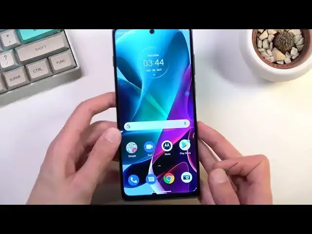 'Video thumbnail for How to Insert SIM Card in Motorola Moto G200 – Set Up SIM Card'