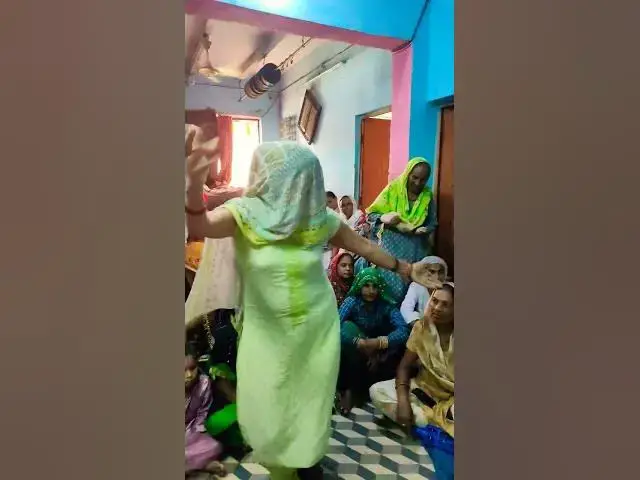 Video thumbnail for ईसा  तोड़ फोड़ नाच नही देखा होगा,जमा गच #viral #डांस #शोर्ट्स #happy_lokgeet#dehati