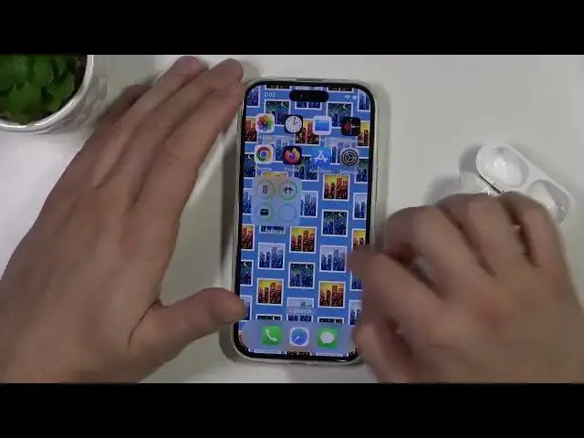 Video thumbnail for How to Check Battery Level on AirPods Pro 2 USB C?