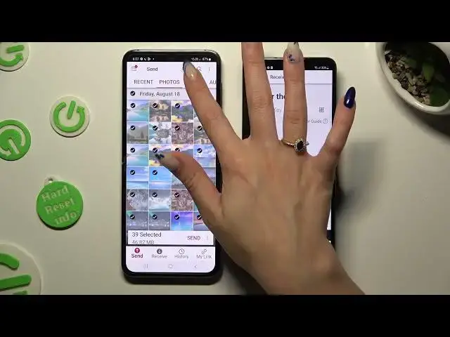 Video thumbnail for Transfer files from Samsung Device to Samsung Galaxy Fold5 5G {Send anywhere}