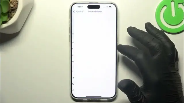 Video thumbnail for How to Manage iCloud Subcriptions in iPhone 15 Pro Max?