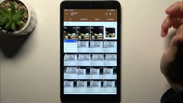 Video thumbnail for How to Transfer Files From the Internal Storage to the SD Card in Nokia T10
