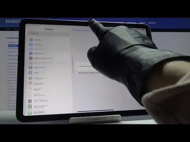 'Video thumbnail for How to Change Text Size on Apple iPad Air (2020) - Enlarge/Reduce Fonts'