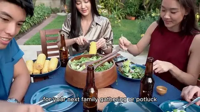 Video thumbnail for Empanada recipe