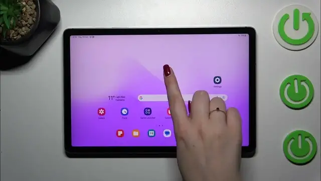 'Video thumbnail for How to Turn Off Running Apps in SAMSUNG Galaxy Tab S9 FE?'