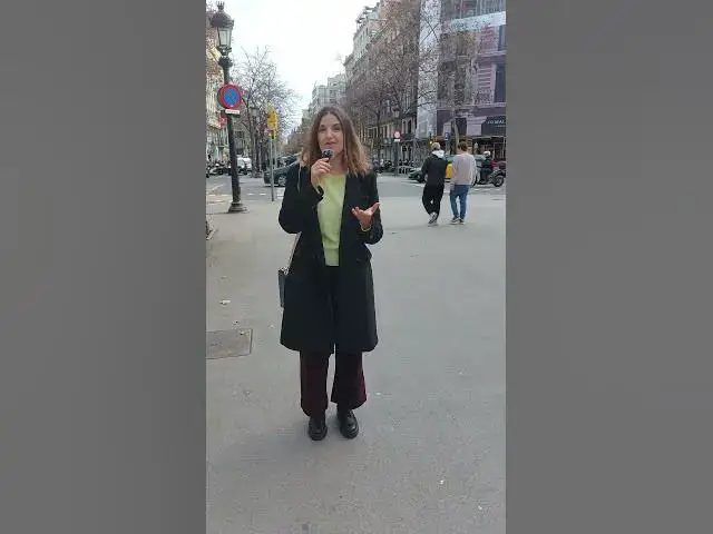 Video thumbnail for Two Spanish words that you need to know!: tráfico and gente