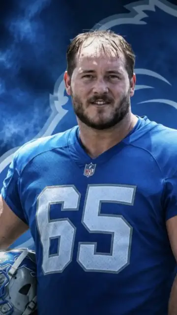 Video thumbnail for Detroit Lions May Have Their Next Man Up at Center