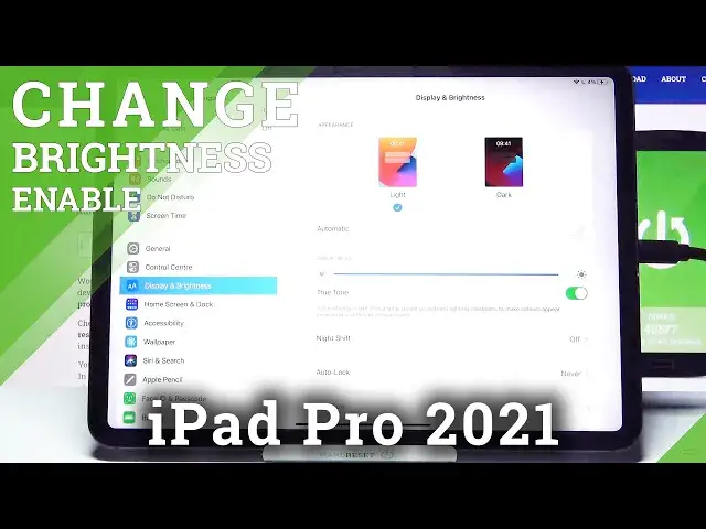 'Video thumbnail for How to Activate Auto Brightness on iPad Pro 2021 – Turn On Auto Brightness'
