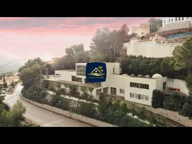 Video thumbnail for ▷ Luxury Home in La Sella GOLF ⛳ Denia · Costa Blanca Spain | COSTA HOUSES Luxury Real Estate ®