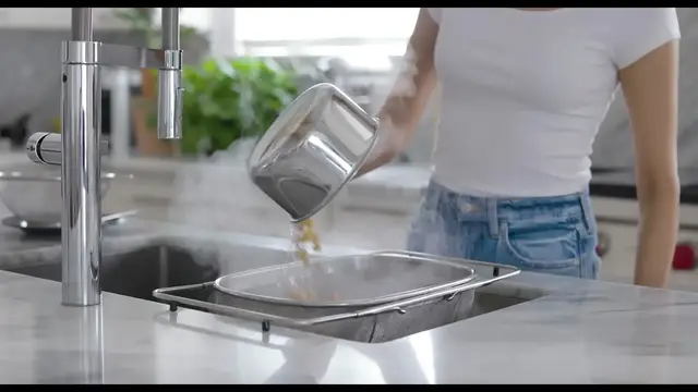 Video thumbnail for CHICKPEA SALAD Recipe ¦ Easy Vegetarian and Vegan Meals ¦ Chickpea Recipes (60)