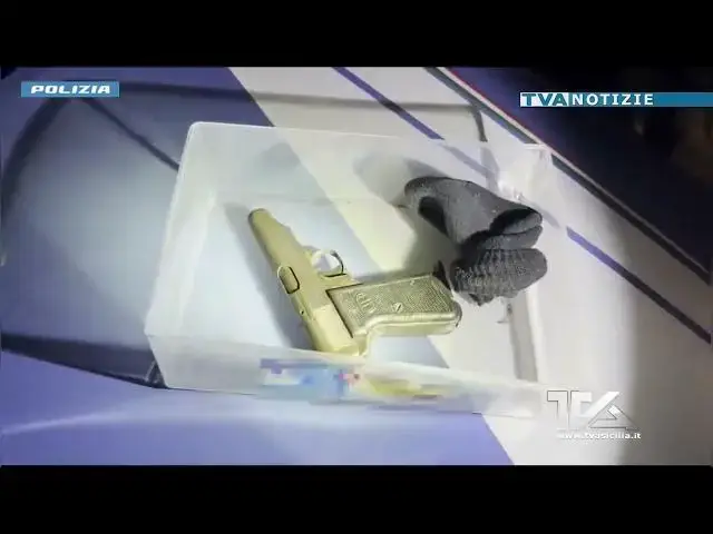'Video thumbnail for Maxi operazione della Polizia di Stato a San Giovanni Galermo. Sequestrati oltre un chilo di droga e'