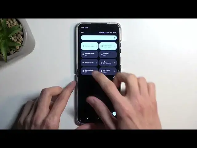 Video thumbnail for How to Use Power Saving Mode on MOTOROLA Razr 40 Ultra - Battery Saving Feature