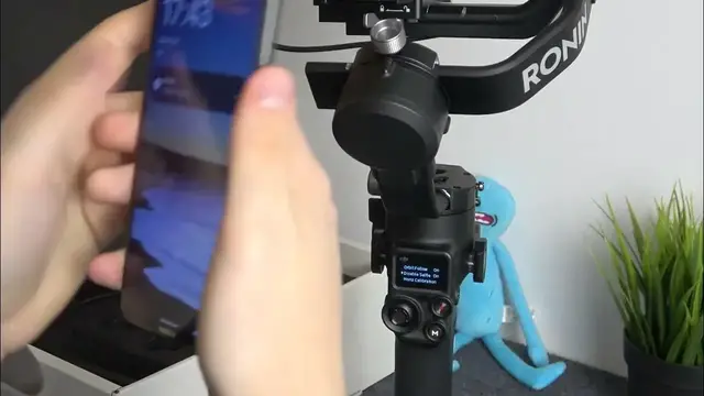 Video thumbnail for How to Turn On & Turn Off the Disable Selfie Mode Option in DJI RSC 2 Gimbal