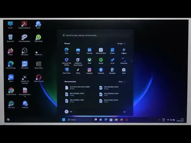 'Video thumbnail for How to Connect Your PC to JBL Wave 200 TWS | Effortless Wireless Audio'