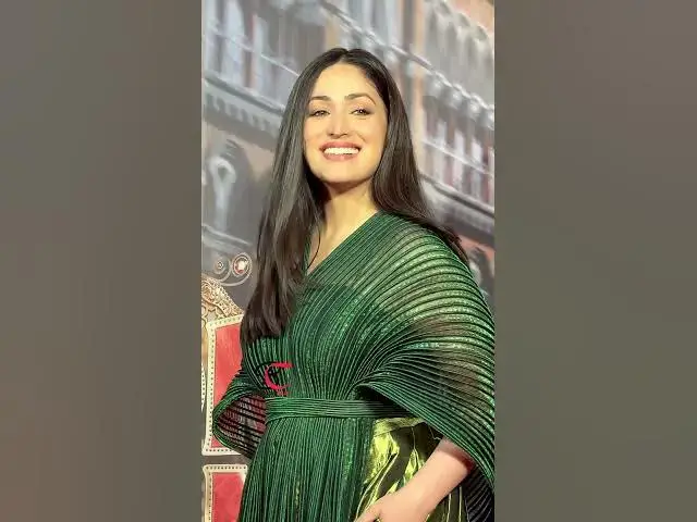 Video thumbnail for Yami Gautam’s Mesmerizing Red Carpet Moment at Netflix’s Dhoom Dhaam Screening ✨🔥🎥 #celebritybuzz