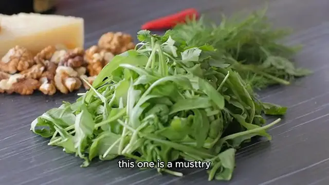 Video thumbnail for Vertical Pear Blue Cheese Salad