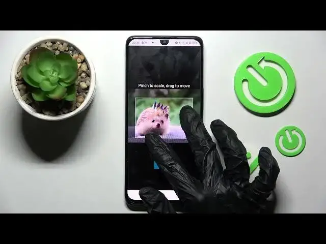 Video thumbnail for How to Change and Customize the Keyboard Theme on the TCL 30