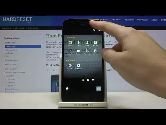'Video thumbnail for How to Switch Camera Mirror Effect on Motorola Moto G5S Plus – Enable or Disable Mirror Effect'