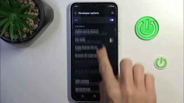 Video thumbnail for How to Configure Automatic System Updates on SAMSUNG Galaxy F54