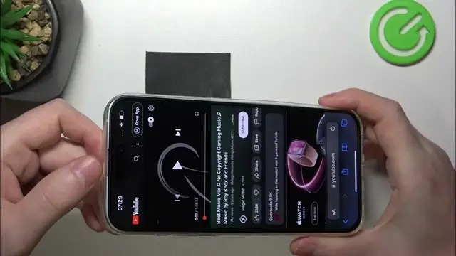 Video thumbnail for Is There Stereo Speakers On iPhone 15 Plus