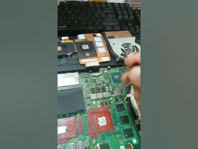 'Video thumbnail for Liquid metal thermal paste tips #laptop #thermal_paste #liquidmetal'