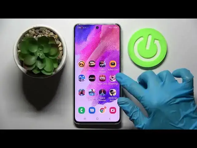 'Video thumbnail for How to Download & Apply iOS Launcher on SAMSUNG Galaxy S21 FE – Set Apple Layout'