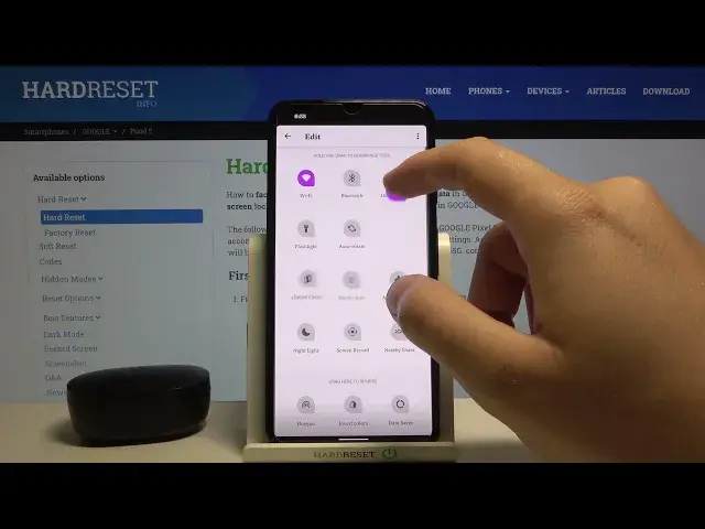Video thumbnail for How to Adjust Notification Bar Shortcuts in Google Pixel 5 - Customize Notification Bar