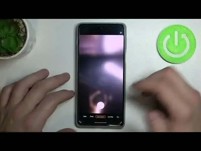 Video thumbnail for How to Edit Camera Modes – Camera Additional Features on MOTOROLA Edge 20 Pro