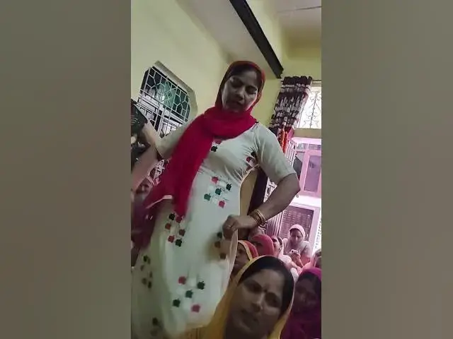 Video thumbnail for मेरी जाटनी  पागल हो गई भोले तेरे प्यार मैं बहुत सुंदर भजन और डांस #happy_lokgeet #डांस #हरियाणवीभजन