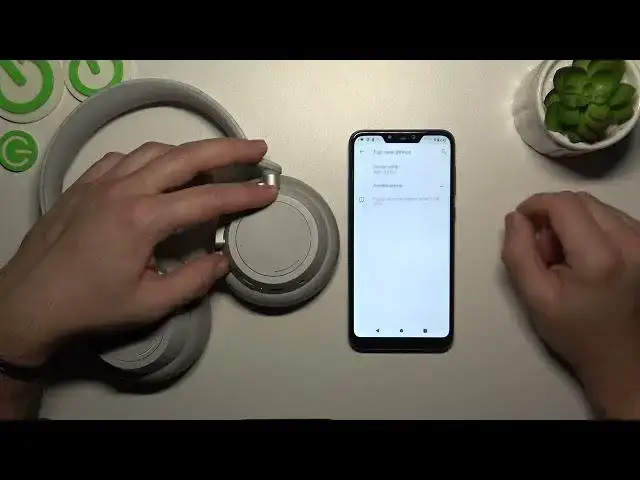 'Video thumbnail for How to Effortlessly Pair Microsoft Surface Headphones with Android'