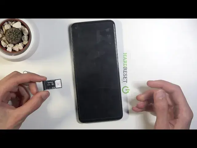 'Video thumbnail for How to Insert SIM and SD Card to MOTOROLA Moto G9 – Input SIM Card'