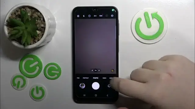 Video thumbnail for How to Enter Macro Mode on SAMSUNG Galaxy A25