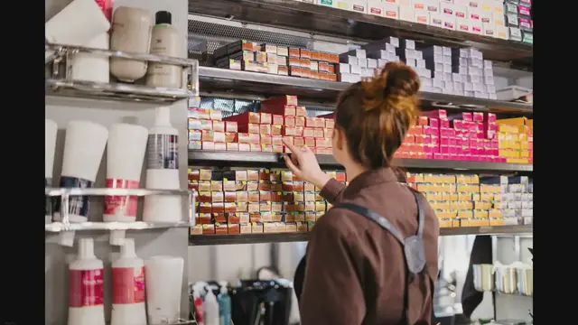 Video thumbnail for The Ultimate Guide: How to Use Purple Shampoo