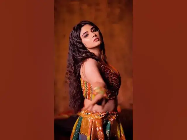 Video thumbnail for Power of Pragya Nagra, the Goddess of Energy #pragyanagra #photoshoot #style #traditional #actress