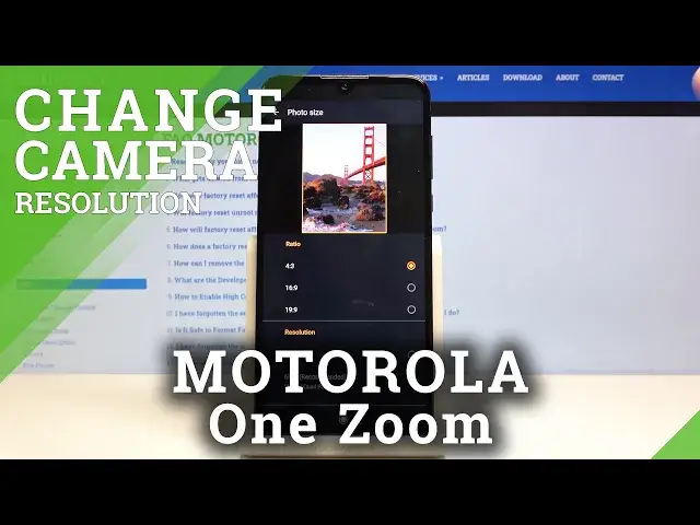 'Video thumbnail for How to Change Photo Size in Motorola One Zoom - Reframe Photos'